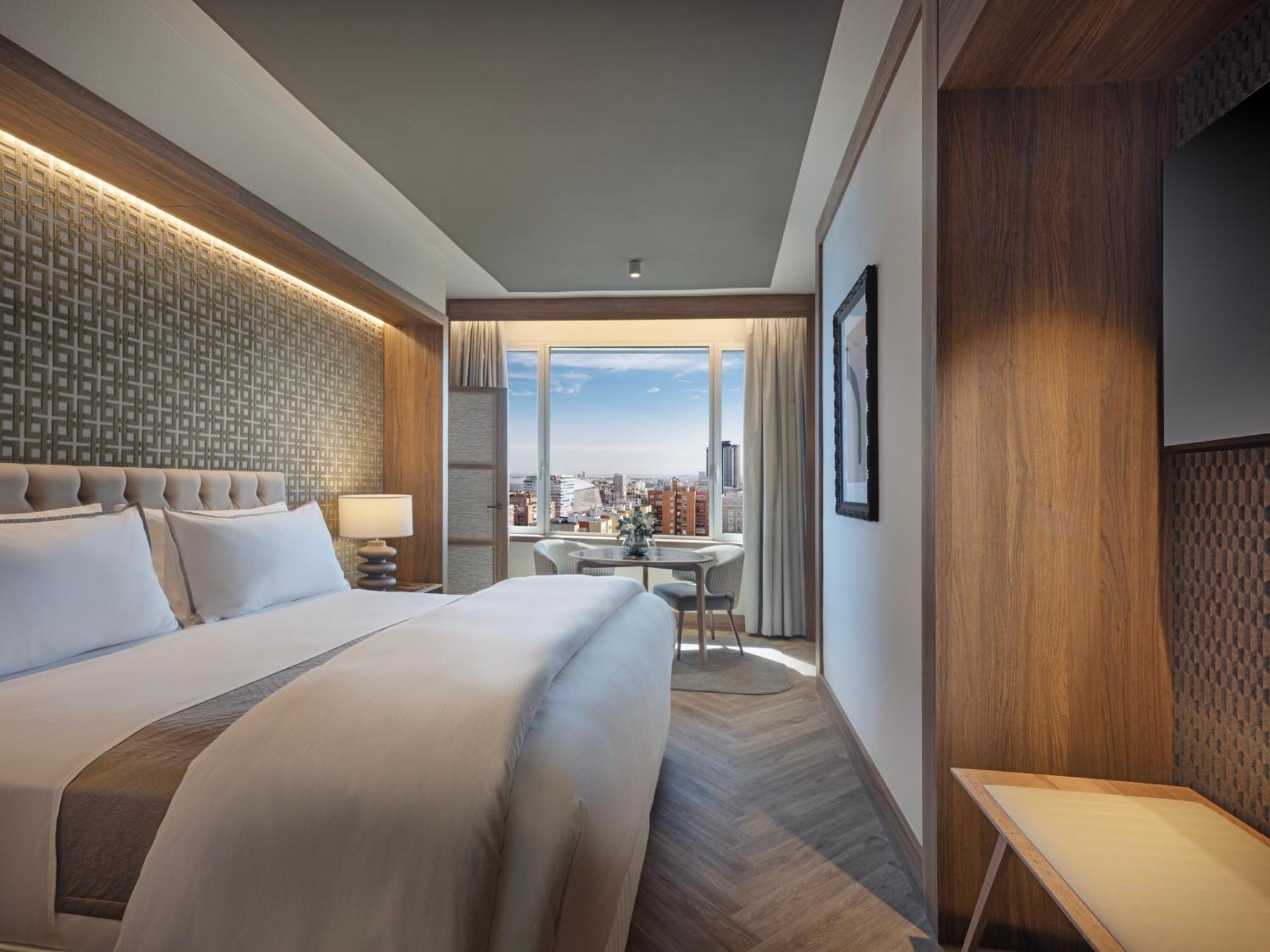 The Westin Madrid Cuzco Hotel Екстериор снимка
