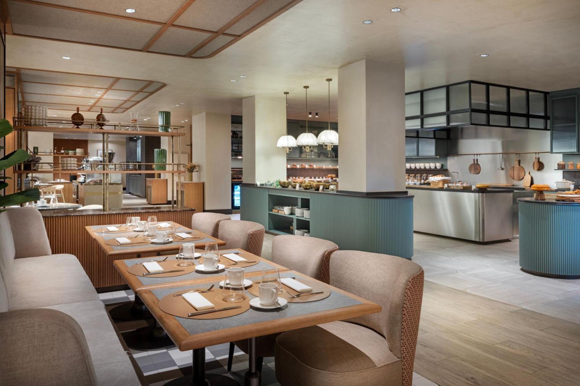 The Westin Madrid Cuzco Hotel Екстериор снимка