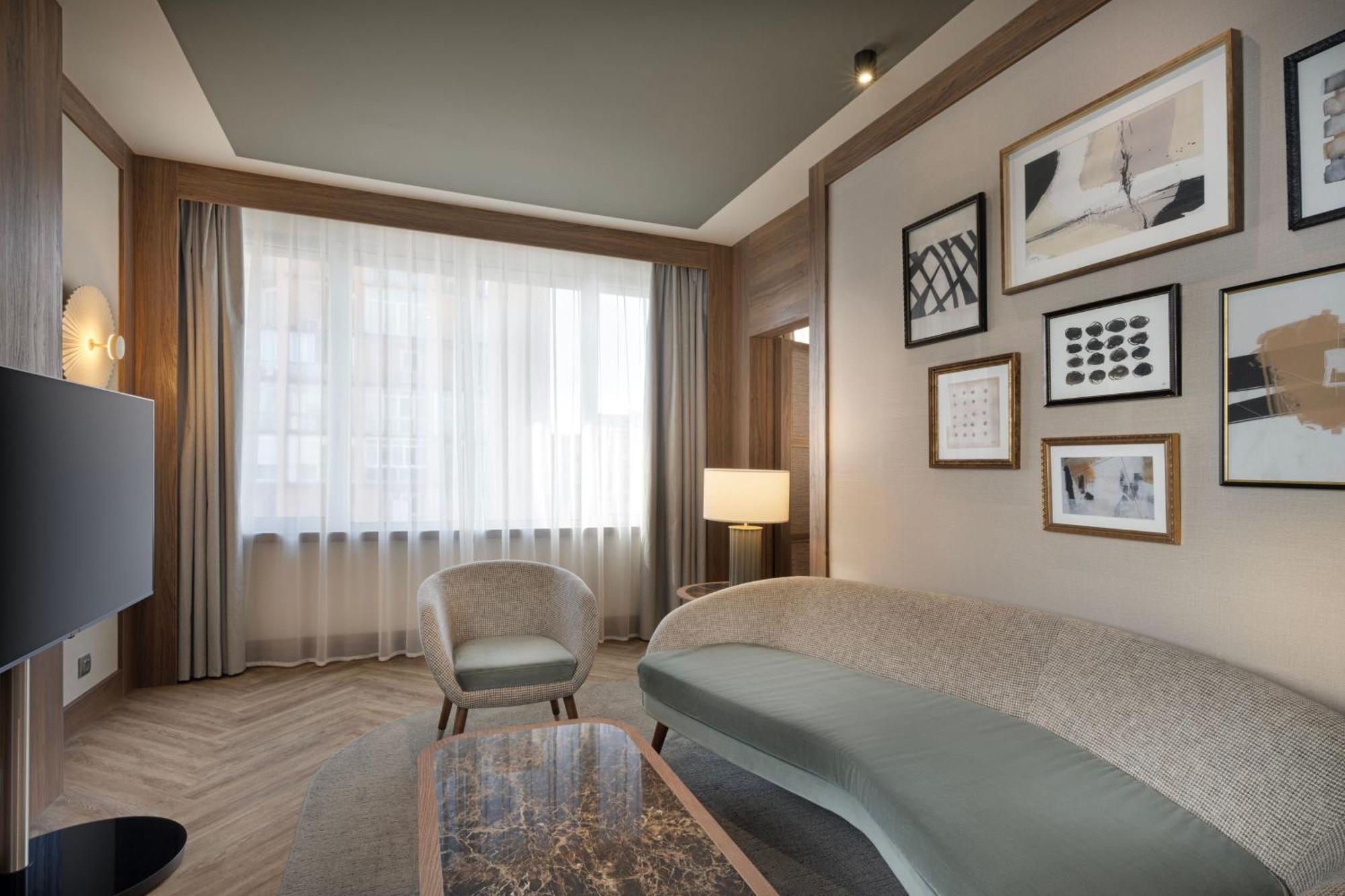 The Westin Madrid Cuzco Hotel Екстериор снимка