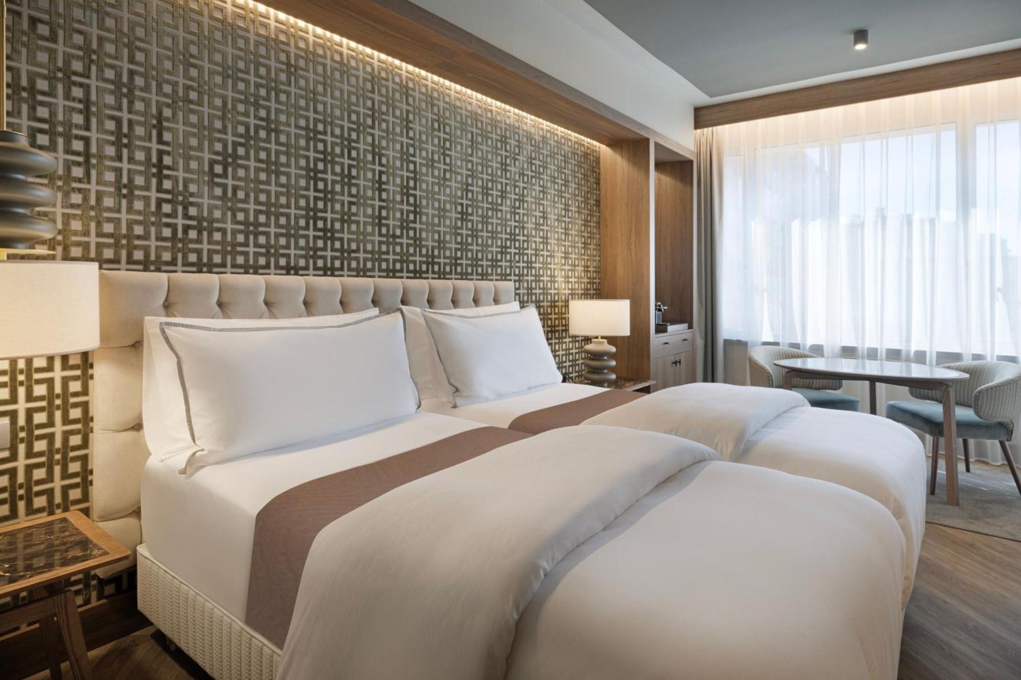 The Westin Madrid Cuzco Hotel Екстериор снимка