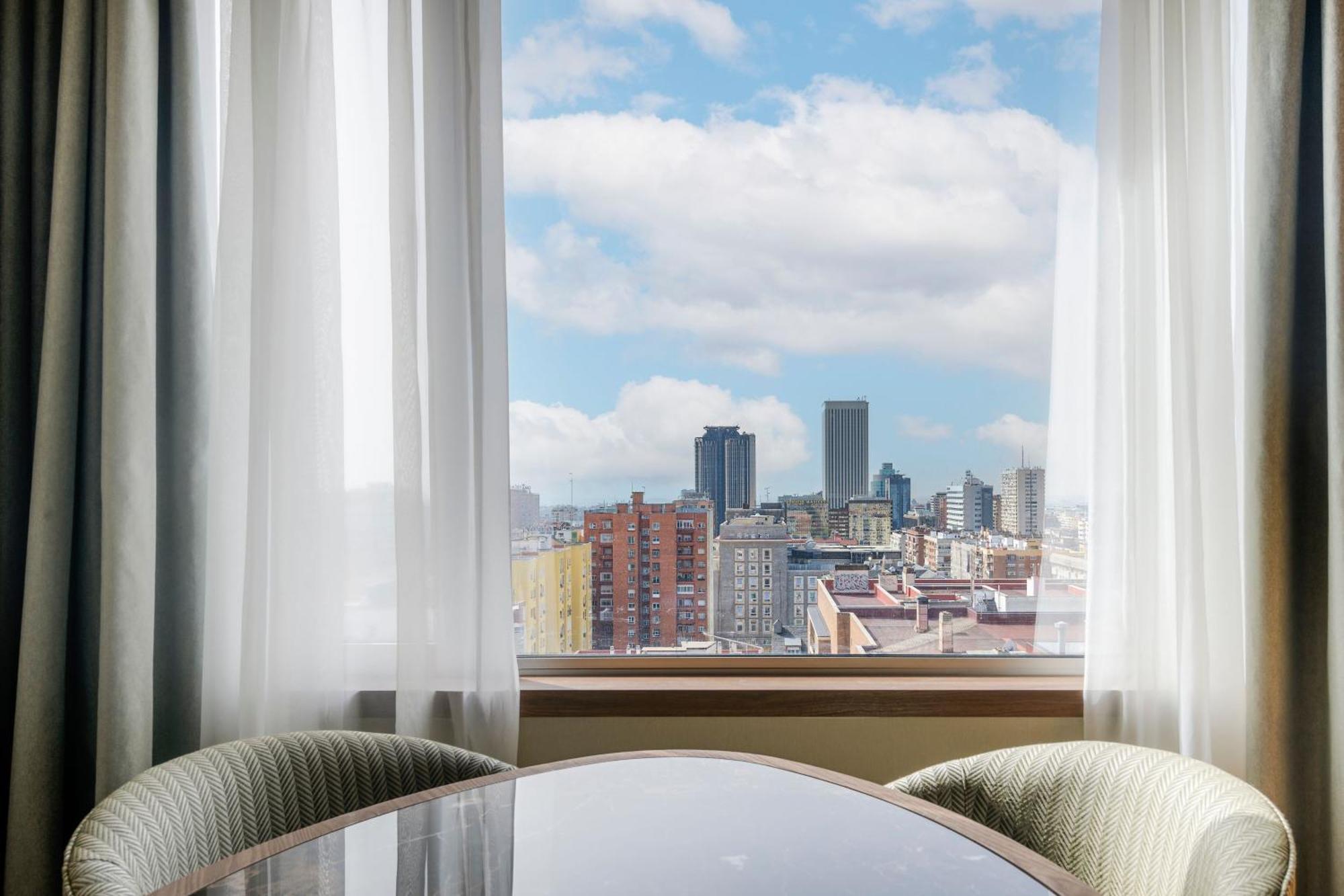 The Westin Madrid Cuzco Hotel Екстериор снимка
