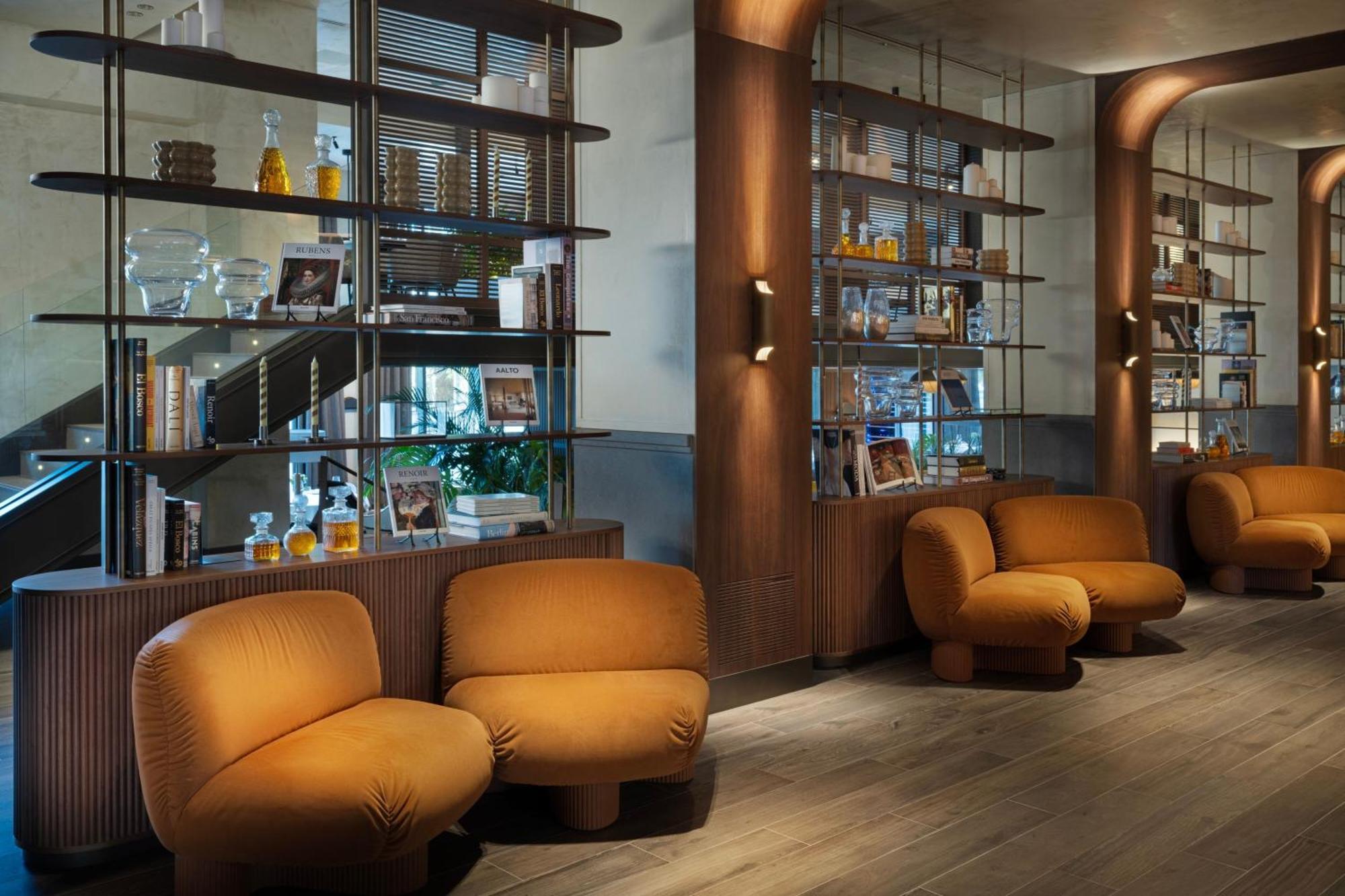The Westin Madrid Cuzco Hotel Екстериор снимка